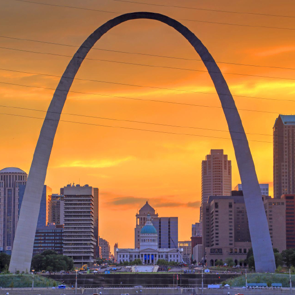 St Louis Gateway Arch skyline