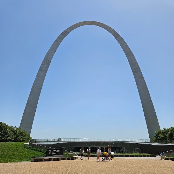 St Louis Gateway Arch against blue sky